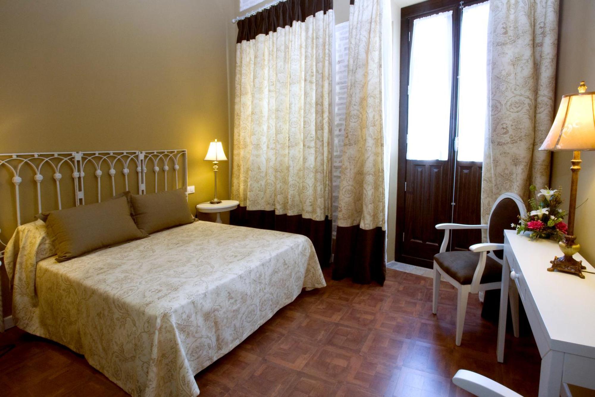Hotel Hospederia La Querencia à Bujalance Extérieur photo